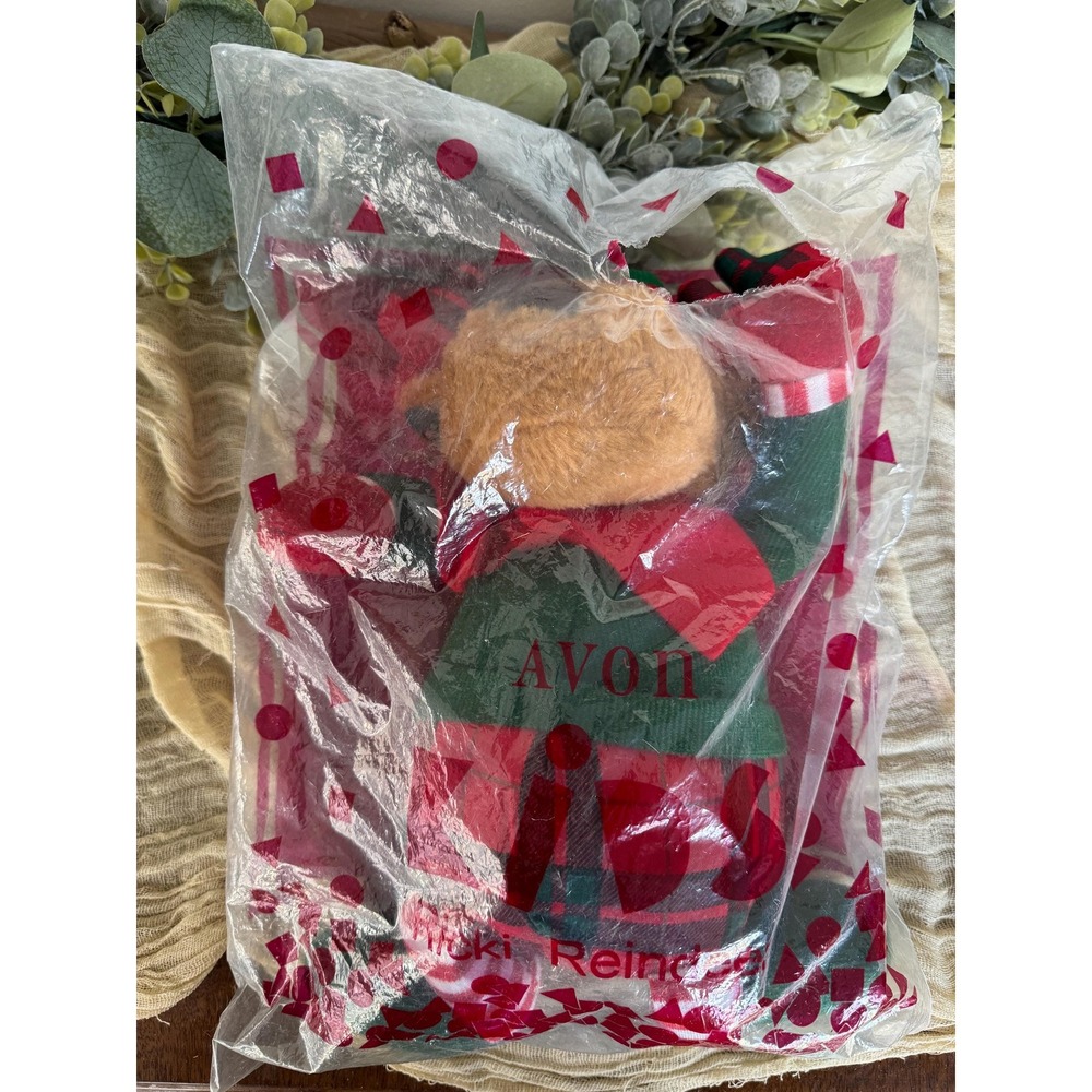 1995 Avon Kids Ricki Reindeer Christmas holiday plush red +green plaid toy